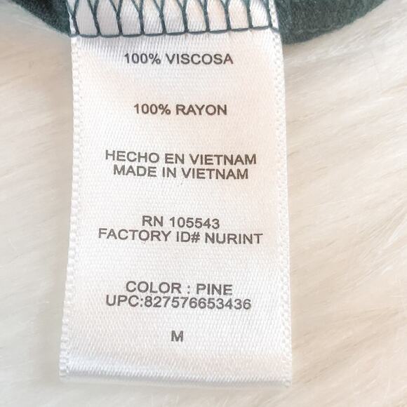 Daisy Fuentes Pine Green Tunic Top Draped Neckline 3/4 Sleeve Size M - Picture 5 of 6